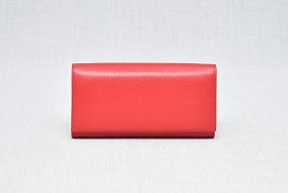 Практично дамско портмоне в червено