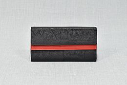 Елегантно дамско портмоне в черно