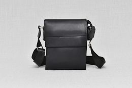 Черна мъжка чанта от еко кожа