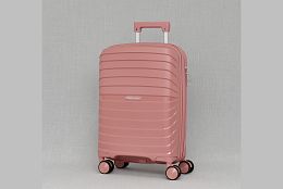 Малък релефен куфар в розово