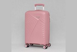 Малък розов куфар