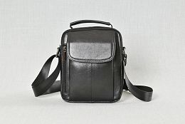 Мъжка чанта от естествена кожа с две отделения