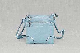 Дамска чанта от еко кожа в светлосиньо