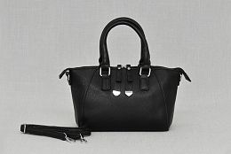 Черна дамска чанта