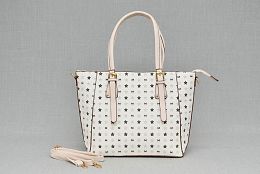 Бяла дамска чанта с бежови дръжки