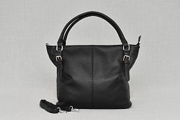 Дамска чанта в черно