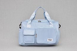 Малка чанта за ръчен багаж в светлосиньо