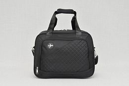 Черна чанта за ръчен багаж