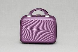 Елегантна мини чанта за ръчен багаж в лилаво