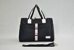 Малка текстилна чанта за ръчен багаж в черно