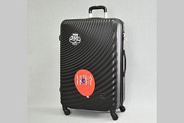 Елегантен голям куфар в черно