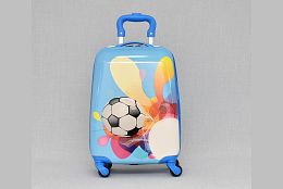 Детски куфар с футболна топка