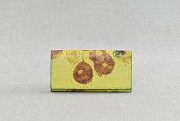 Елегантно дамско портмоне